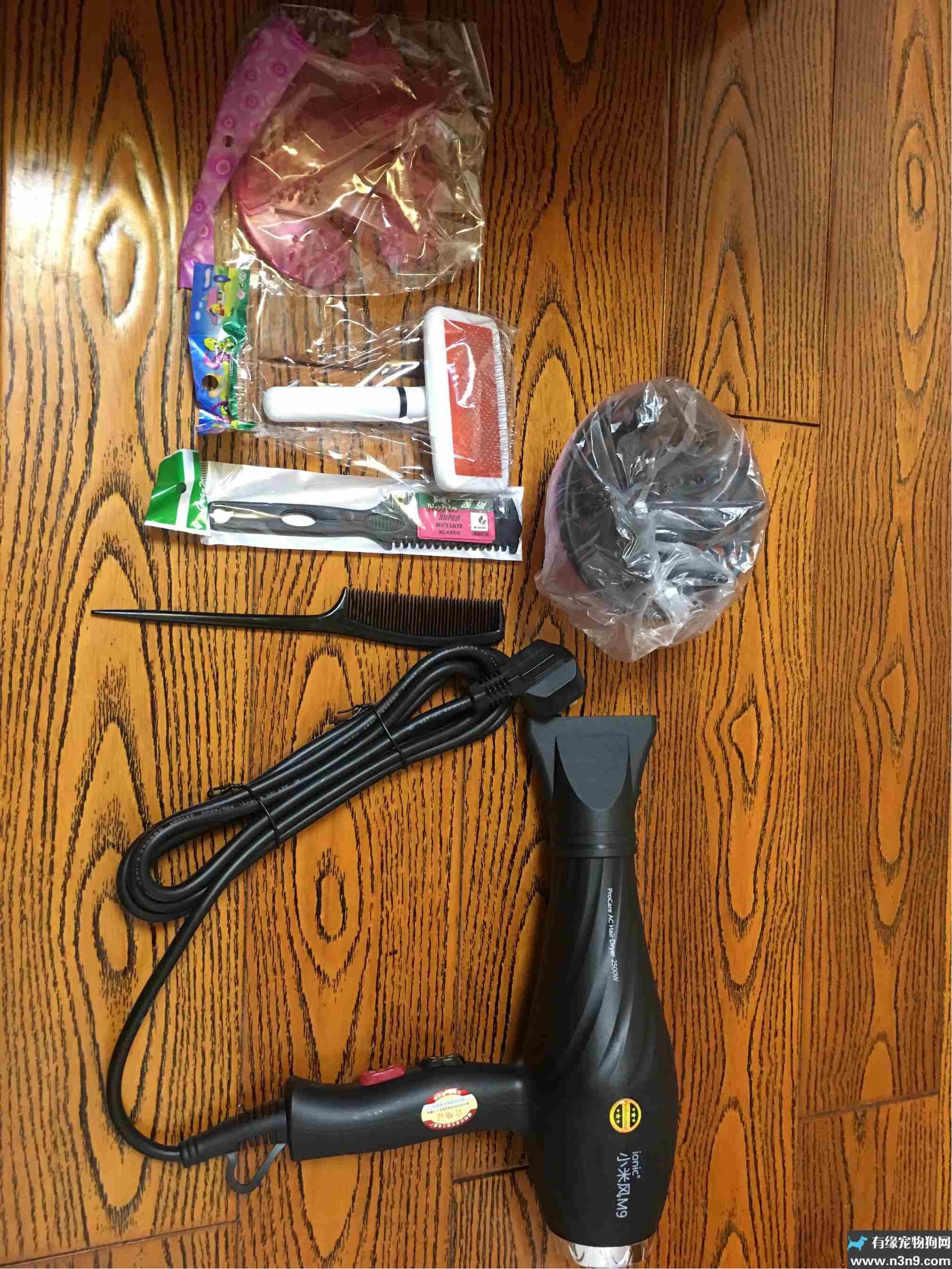 黑科技 宠物狗专用吹风机